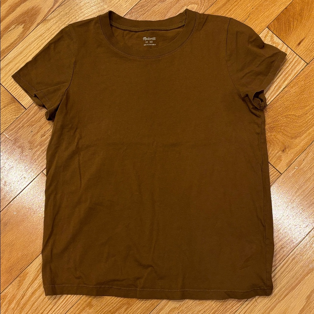 Madewell Tabacco colored XS Tee